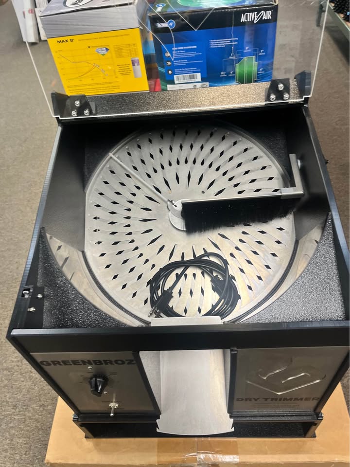 Greenbroz 215 Dry Trimmer (used)